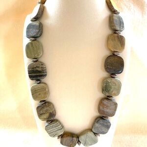 Elegant Natural Stone Necklace in Earthy Tones